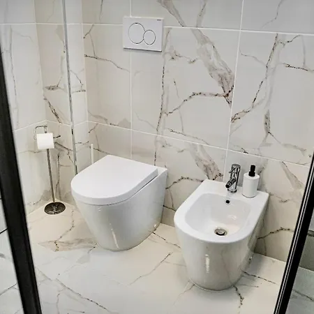 Apartment 10 Min Dal Mare - New York Style - *
