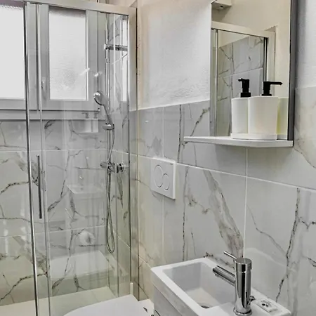 Apartment 10 Min Dal Mare - New York Style -